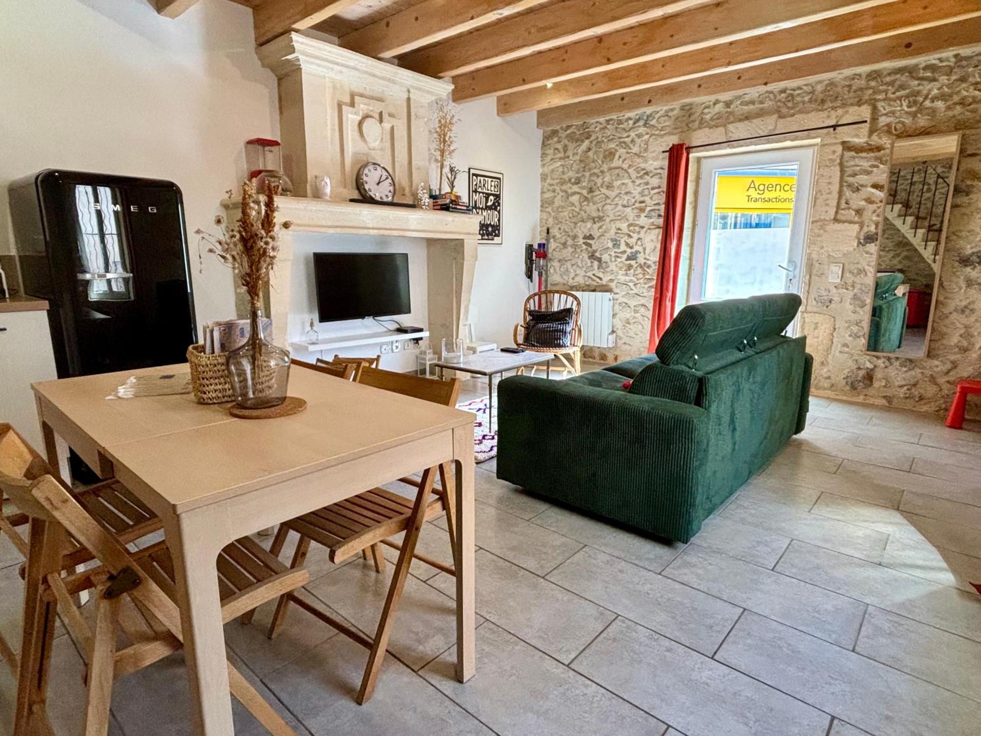 Arles Fait Sa Revolution Villa Ngoại thất bức ảnh